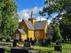 Yleisöopastus Dragsfjärdin kirkossa Dragsfjärdin keltainen kirkko.